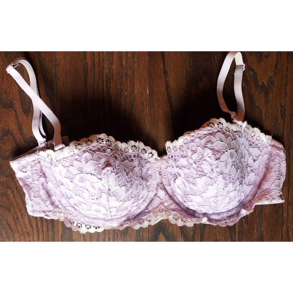 Victoria’s Secret Lavender Lace Bra